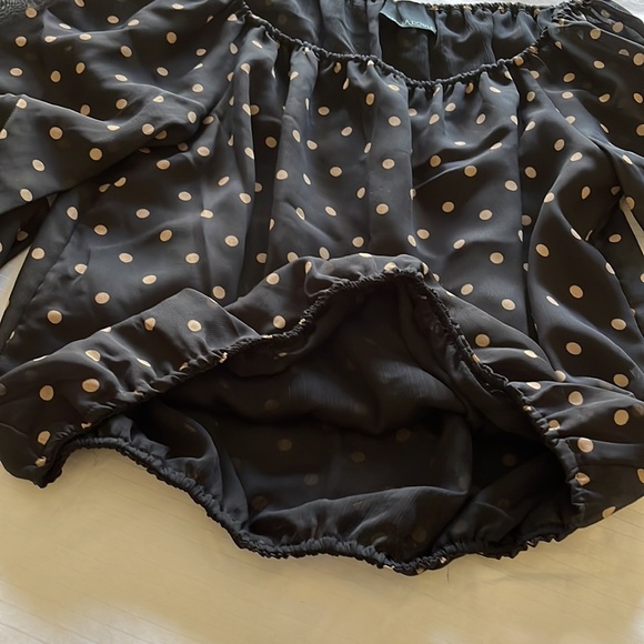 Polkadot blouse - Picture 3 of 5